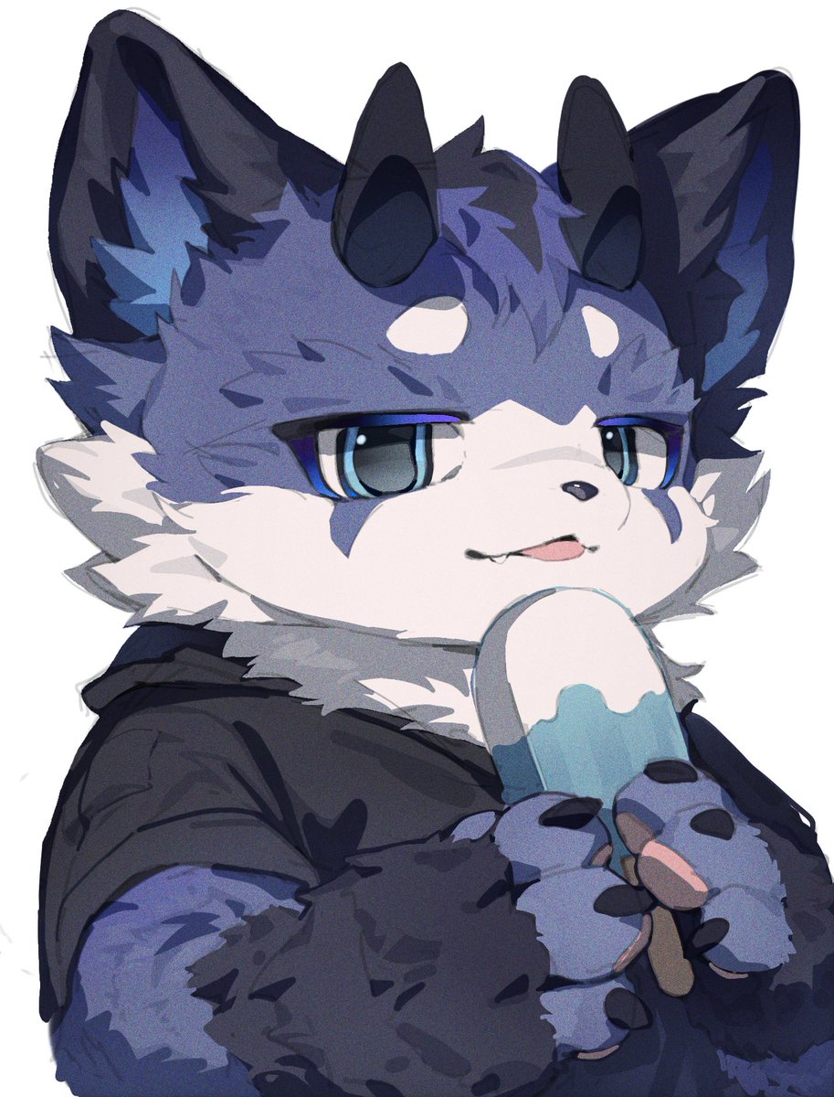 yedsilent's tweet image. 🔵🟣