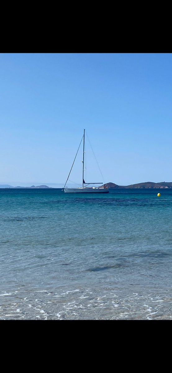 VidaAgusto's tweet image. Ons y al fondo las Cíes…
#IslasAtlánticas
Feliz domingo a todos 🙌🎶🎶🤗😘