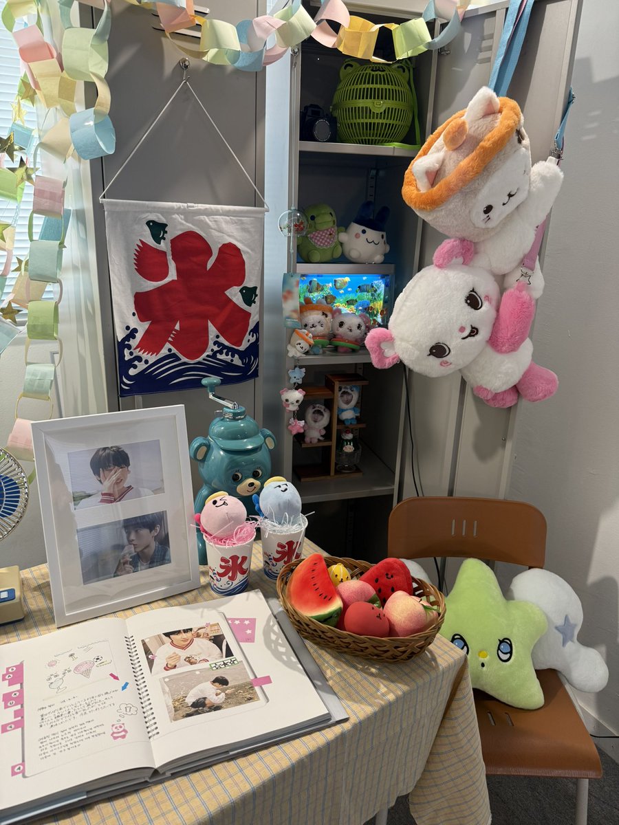 miIkychu's tweet photo. 치즈볼즈 카페 다녀왔어요 ☆⋆｡𖦹˚

#외계소년_여름다이어리
#어차피사진첩에치즈볼즈뿐이잖아 https://t.co/2HYMimLf9q