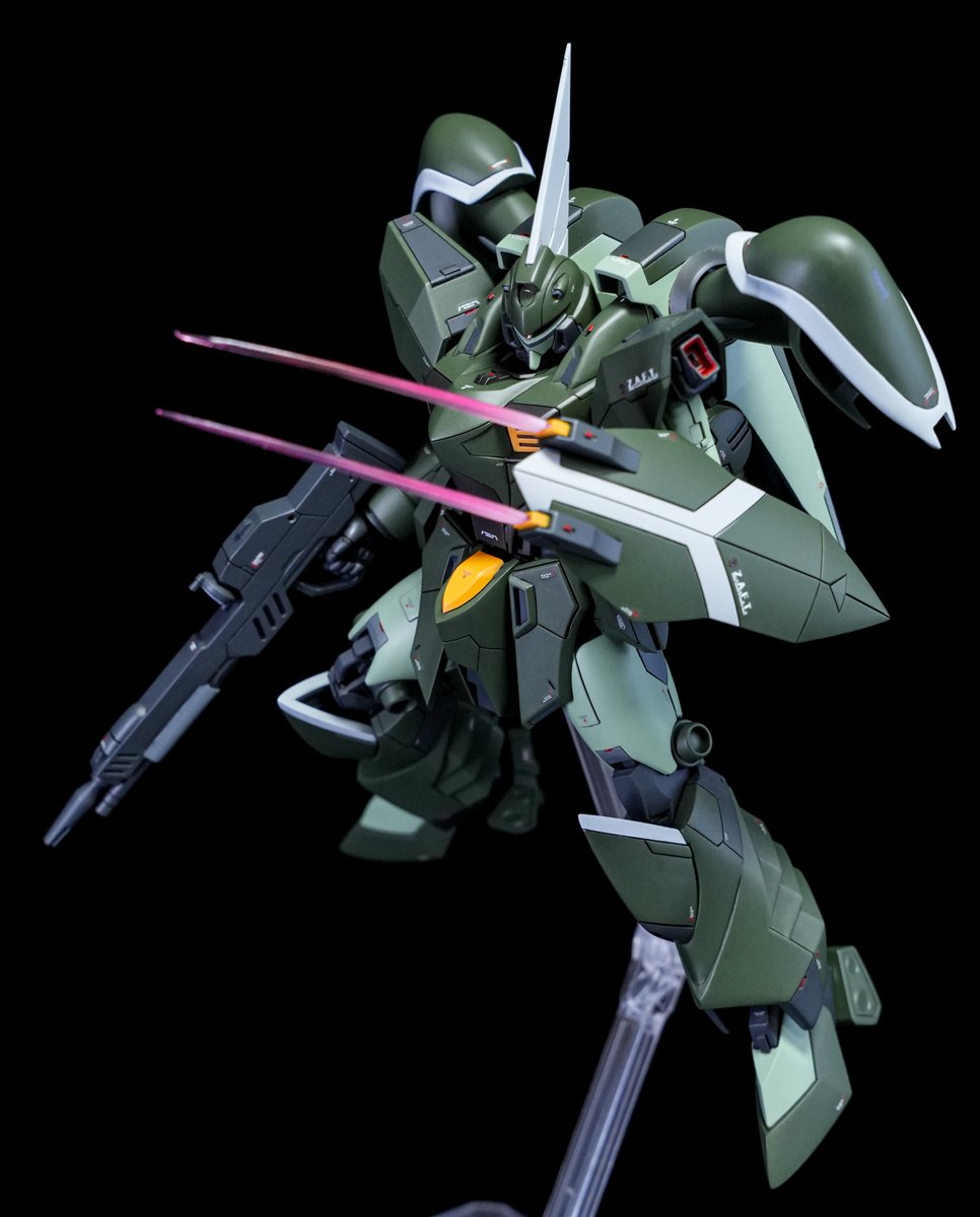 air_ship5's tweet image. コレクションシリーズ
【1/144モビルスーツ ゲイツ】
完成しました!
ビルストEG・HGCEライフリ・HGUCシャアザク をミキシングに使い各部関節の稼働と等身を大きくし、HGCEのようなスタイルに変更してみました!
ライフルを2mm幅増し、武装のギミックとエフェクトも追加しました✨
#ガンプラ