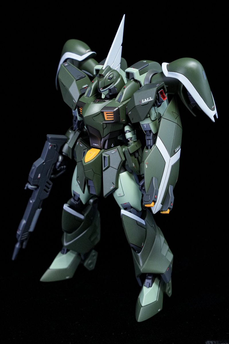 air_ship5's tweet image. コレクションシリーズ
【1/144モビルスーツ ゲイツ】
完成しました!
ビルストEG・HGCEライフリ・HGUCシャアザク をミキシングに使い各部関節の稼働と等身を大きくし、HGCEのようなスタイルに変更してみました!
ライフルを2mm幅増し、武装のギミックとエフェクトも追加しました✨
#ガンプラ