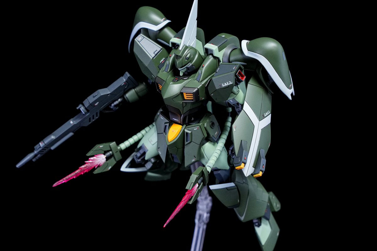 air_ship5's tweet image. コレクションシリーズ
【1/144モビルスーツ ゲイツ】
完成しました!
ビルストEG・HGCEライフリ・HGUCシャアザク をミキシングに使い各部関節の稼働と等身を大きくし、HGCEのようなスタイルに変更してみました!
ライフルを2mm幅増し、武装のギミックとエフェクトも追加しました✨
#ガンプラ