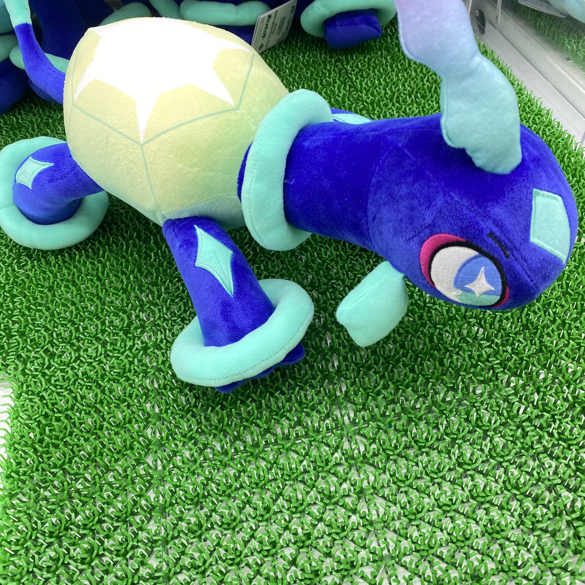 ロウン 公式ぬいぐるみ SF9 JAPAN OFFICIAL on X: 