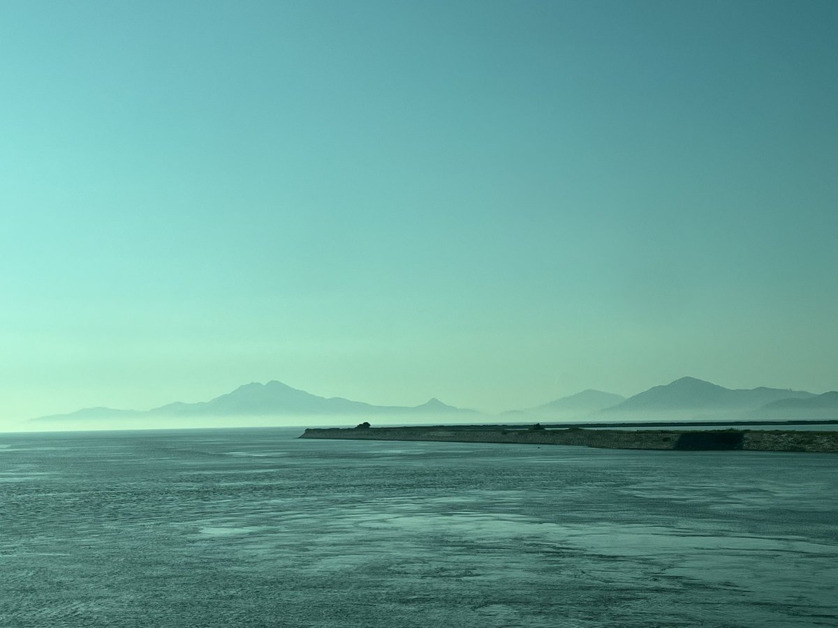 Studio_Zolo's tweet image. Guess which country?