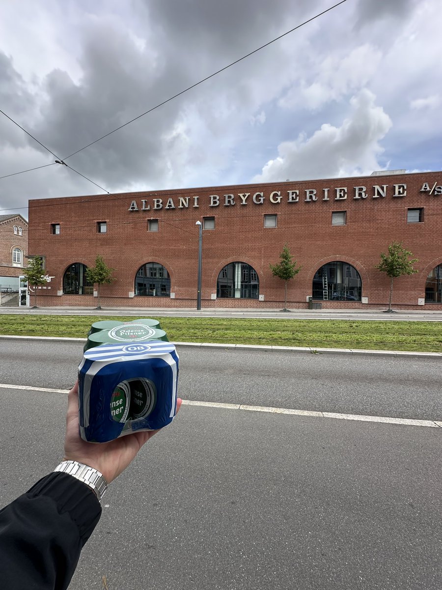 Mads Godt tweet media