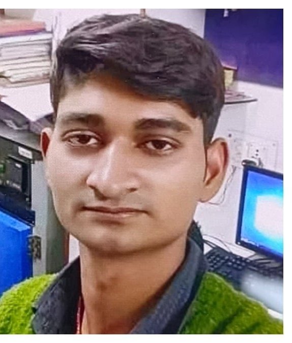 ख़बर है बिहार के समस्तीपुर से,
 
ऑटो चालक सोनू कुमार की हत्या उसकी पत्नी स्मिता और उसके प्रेमी ने मिलकर कर दी
बताया जा रहा है कि सोनू ने अपनी पत्नी को एक टीचर के साथ आपत्तिजनक हालत में देख लिया था

लेकिन रिश्ते की मर्यादा भूलकर, पत्नी और उसके प्रेमी ने ही मिलकर सोनू की जान ले ली।