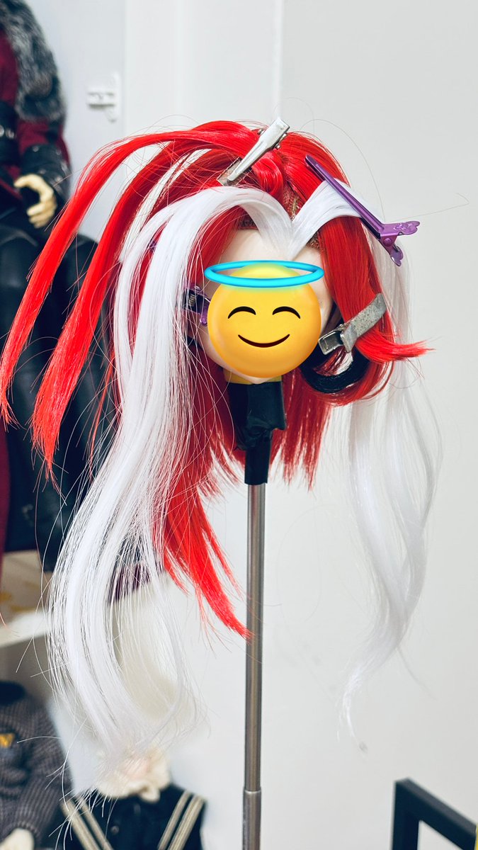 chocobanadd's tweet image. Bae-chan's wig is always super tricky to make, but I finally pulled it off!!🕺🏽✨
After ↔ Before
#BaelzBrush