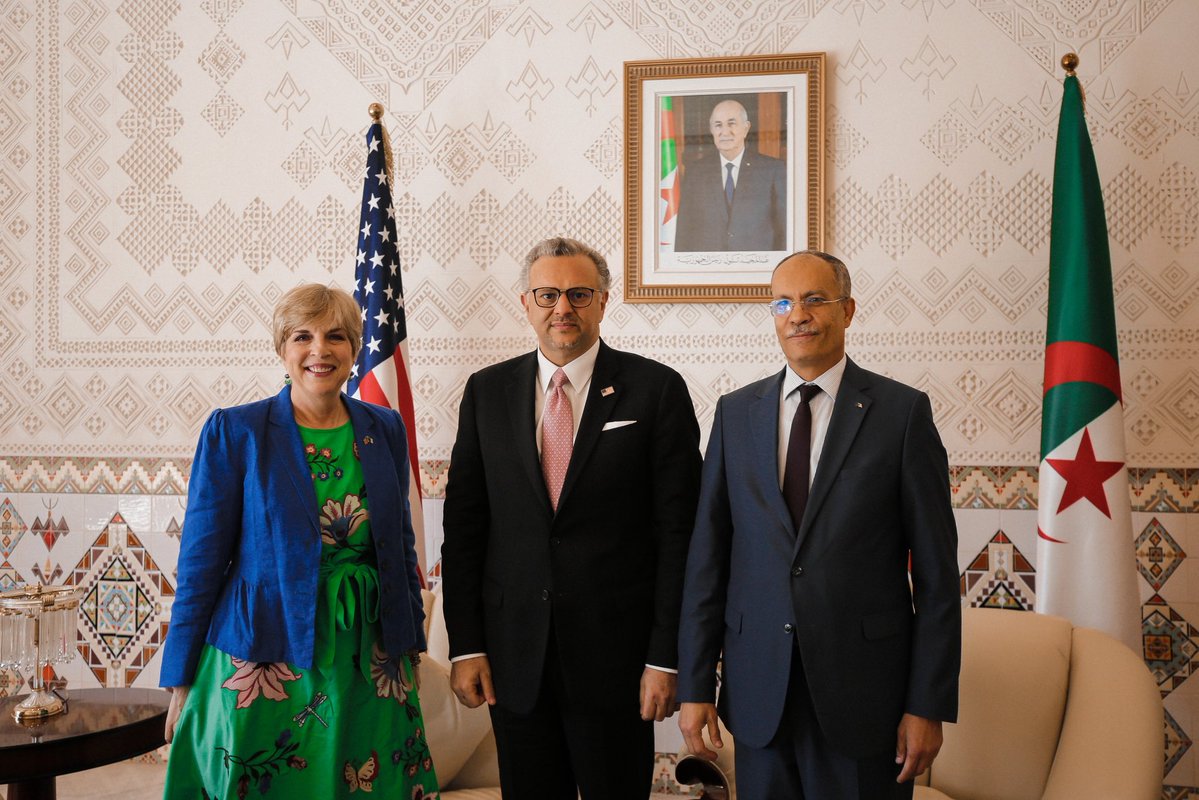 Ambassador Aubin (@usambtoalgeria) on Twitter photo A great pleasure to welcome Senior Advisor Boulos <a href="/US_SrAdvisorAF/">U.S. Senior Advisor for Africa</a> to Algeria for strategic discussions aimed at advancing shared priorities between our two nations. 🇺🇸🤝🇩🇿 A great pleasure to welcome Senior Advisor Boulos <a href="/US_SrAdvisorAF/">U.S. Senior Advisor for Africa</a> to Algeria for strategic discussions aimed at advancing shared priorities between our two nations. 🇺🇸🤝🇩🇿