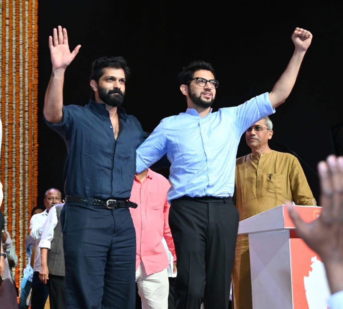 BaneMNS's tweet image. One More Surprise Awaiting Tonight!
Stay Tuned!
Thackeray Brothers ❤️
@amitrthackeray @AUThackeray
#Marathi #Mumbai