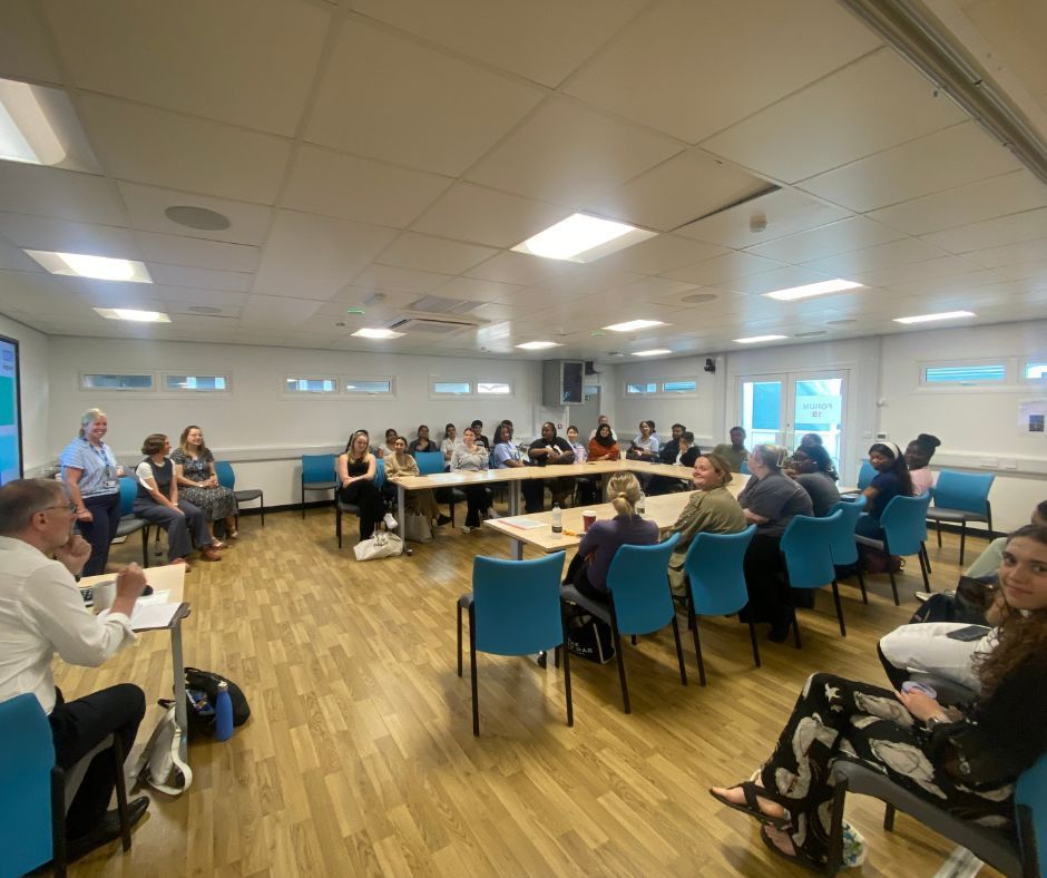 CHFTNHS's tweet image. We recently welcomed colleagues from NHS England, who came to engage with our nursing, midwifery and Allied Health Professional learners.  

We showed our education initiatives such as:

🏥 Multifield placements
💗 Wellbeing support
👩‍🏫 Innovations in supervisor training