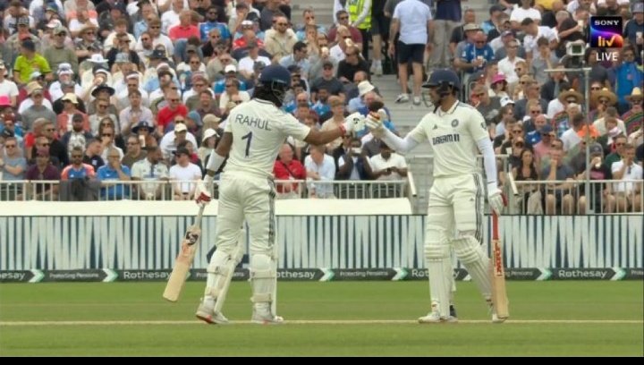 📢 #GIVEAWAY ALERT

If India manages to save this Test match,
I will give ₹500 each to 2 new Followers &amp; 1 Old Follower 🇮🇳💰

To Qualify:

1.Like❤️
2.Retweet🔁
3.Follow✅
4.Tag🔖

Winners will be picked randomly

Let’s back the boys! 💪🇮🇳

#INDvsENG
#ENGvsIND
