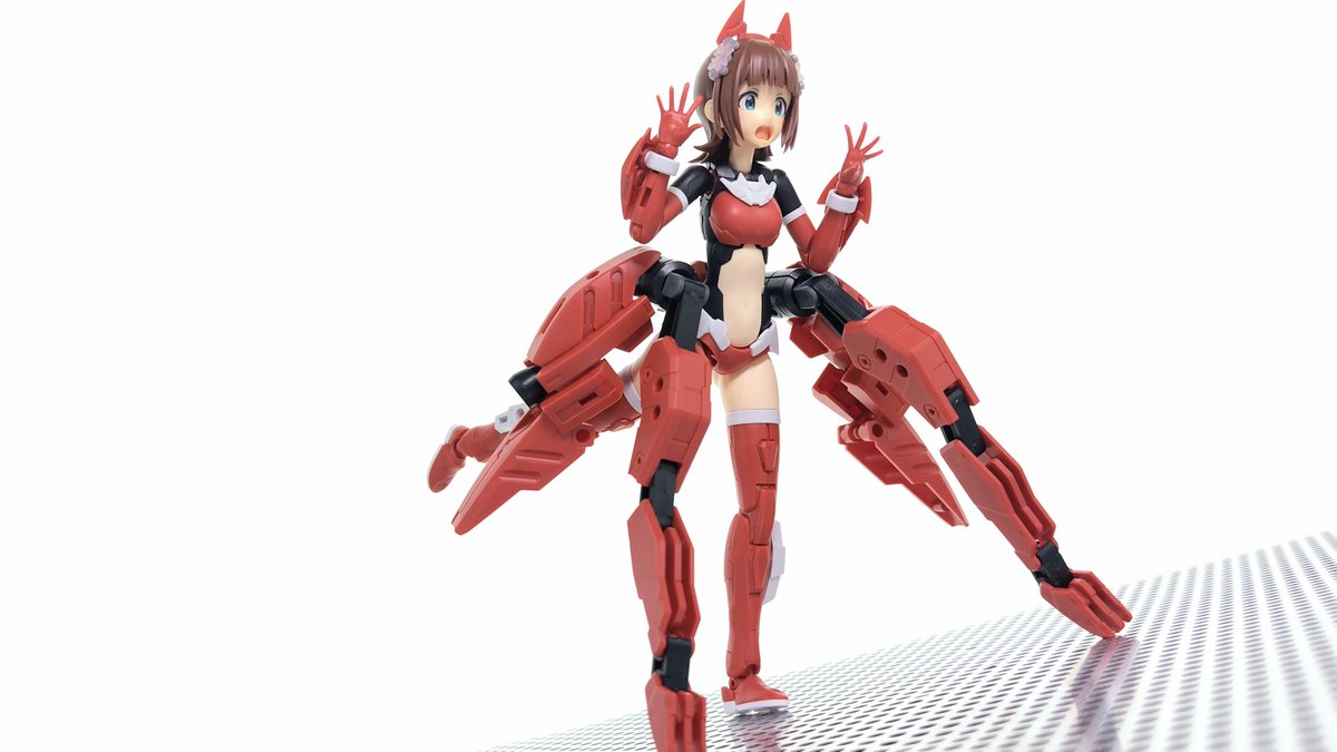 murabito_skkn's tweet image. #MIX30MLコンテスト
【ハルカ=カルティー】
「プロデュ···じゃなかった、ブレインさん!今日も一日、頑張っていっちゃいましょう!」
鮮烈な赤き装甲を身に纏う、数々の伝説を切り拓いてきた我らがアイドルの新たな姿である
どんがらがっ···セーフ!
大きな武装は主に転倒防止装置の役割を果たす