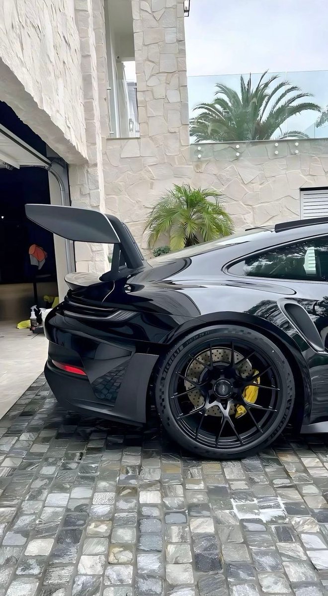 Elite Carsgasm (@elitecargasm) on Twitter photo 