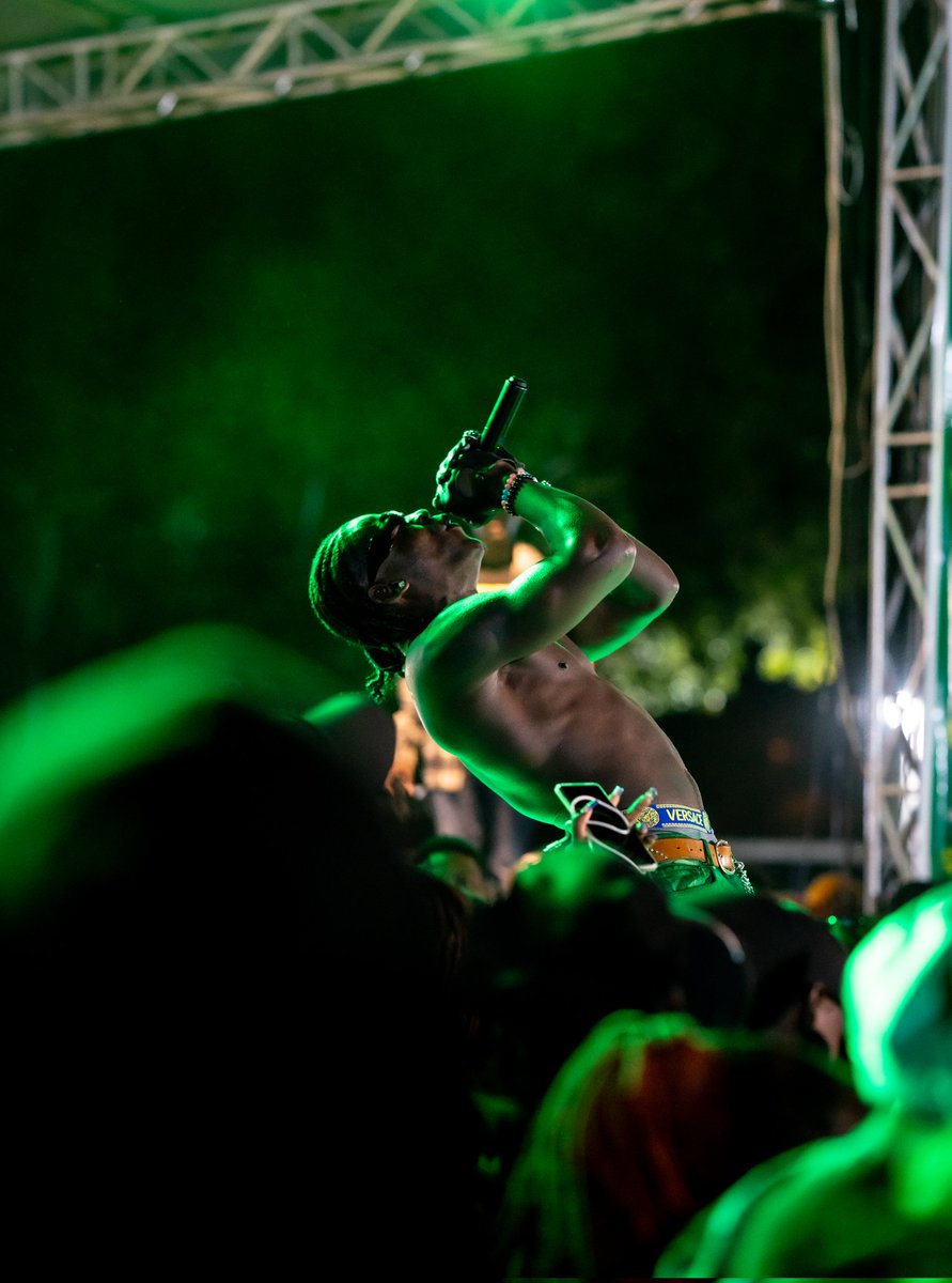 ron_cz's tweet image. Joe ikons performances improving each day.laat night was π₯π₯π₯πΈ beerland festival. πΈ Redink pictures