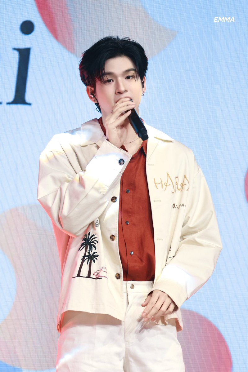 umyfate's tweet image. My chubby boy～ 🤍🤏

#skywongravee @skywongraveee