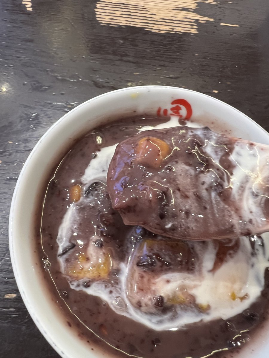 N__hello's tweet image. ピザは食べれなかったけどビャザァとしたものは食べれました

#ミシュラン