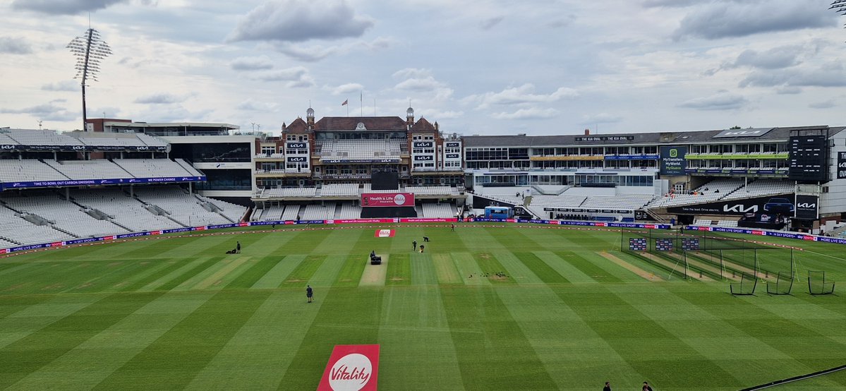 BBCRNS's tweet image. CRICKET | The Blaze – Nottinghamshire’s professional women’s team – are through to today’s Finals Day of the Vitality Blast T20 competition. They face Bears in the semi-final, starting at 12.30pm at The Oval. Winners will play Surrey in the final at 4.30pm. #bbccricket