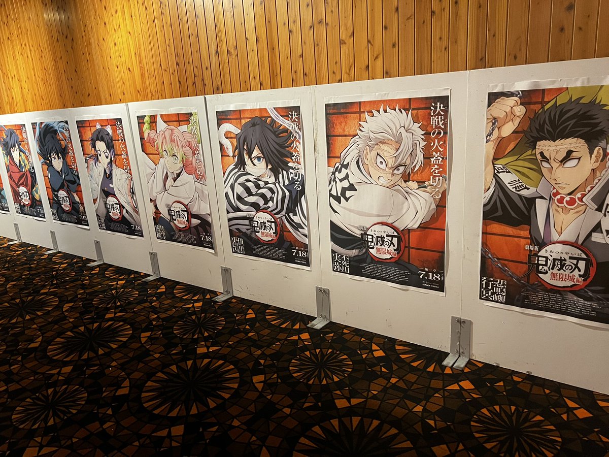 kencyoro0207's tweet image. 映画を観ながら食べるためにいつもポップコーンを買いますが、

本編まで残っていたことは、

ほぼ無い

#映画あるある
#CMで無くなるよね？
#え僕だけ？