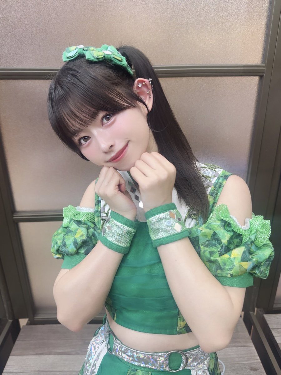 六本木アイドルフェスティバル2025
ありがとうございました❣️

カラフルスクリームの緑色担当のあみです🍏
今年も出演できてうれしかったし、ライブもあちあちだった～～💚
暑い中会いに来てくれてありがとう(՞っ ̫ _՞)𓈒 𓂂𓏸