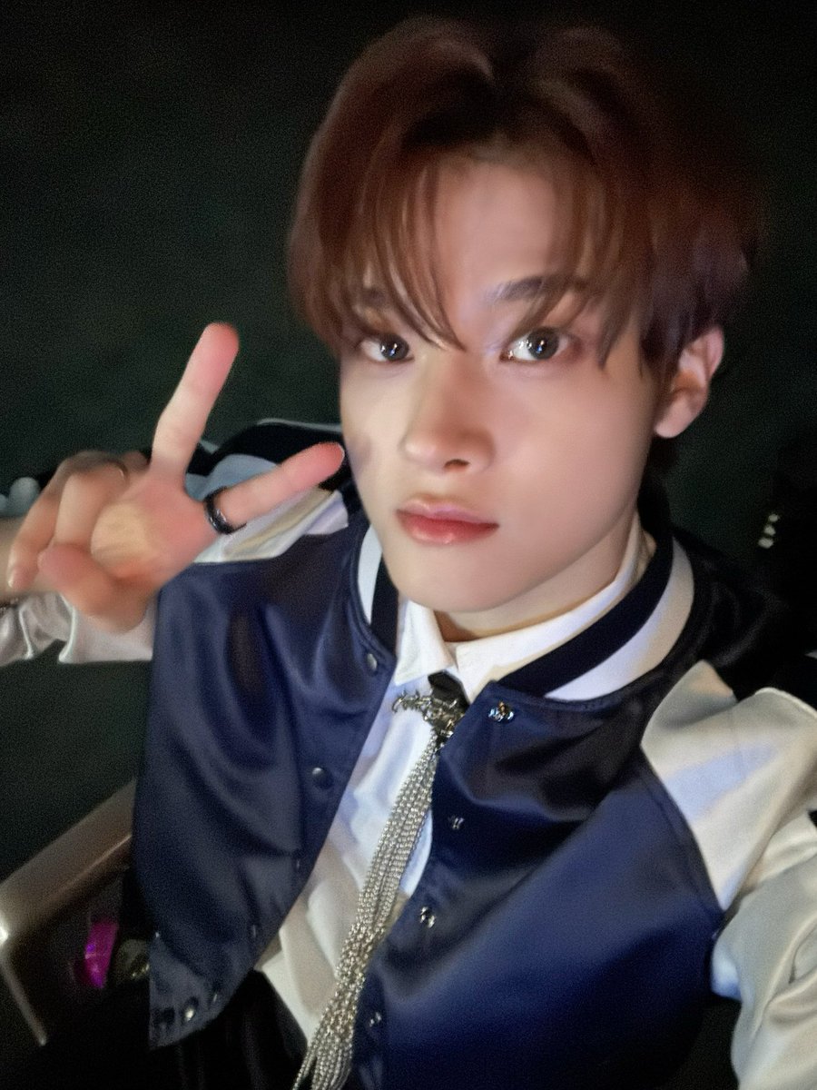 x_junmin's tweet image. 오늘의 쭌롬 셀카 📷