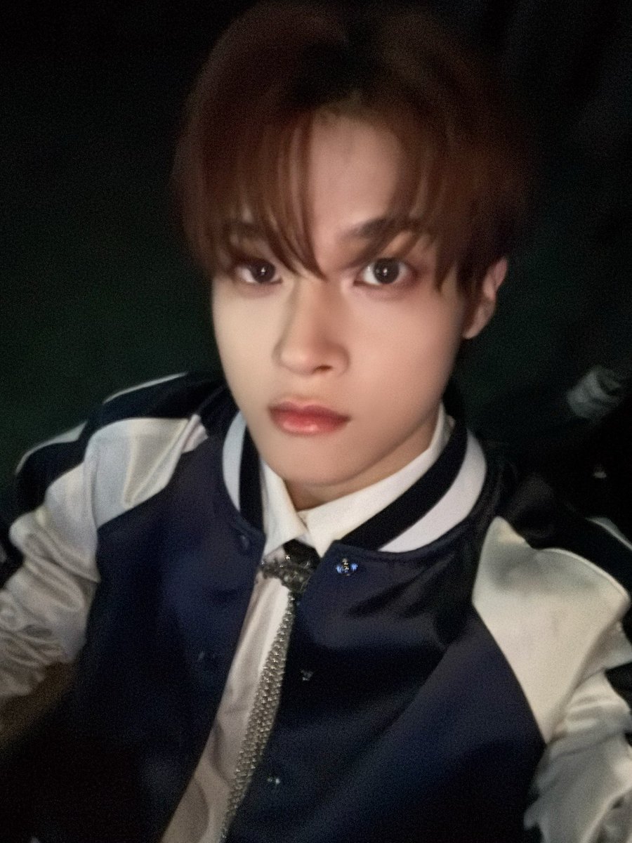 x_junmin's tweet image. 오늘의 쭌롬 셀카 📷