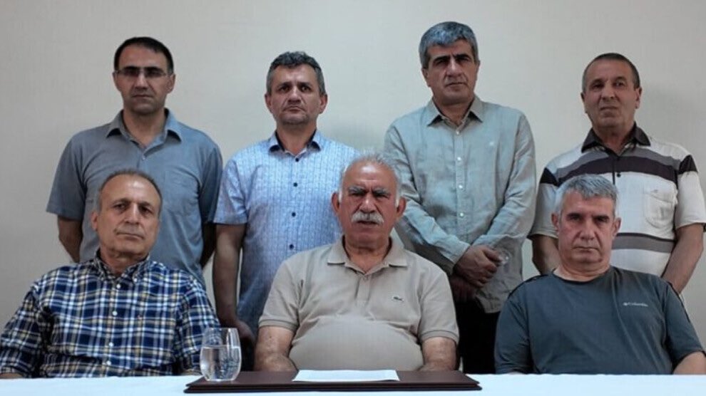 info_rastx's tweet image. ♦️Ortadoğu ülkelerinden kadınlar Kürt Halk Önderi Abdullah Öcalan’ın geliştirdiği süreci desteklerini duyuran ve özgürlüğünü isteyen mektuplar yazdı. Bu mektuplar Abdullah Öcalan’a ulaştı.
jinhaagency.com/tr/guncel/orta…