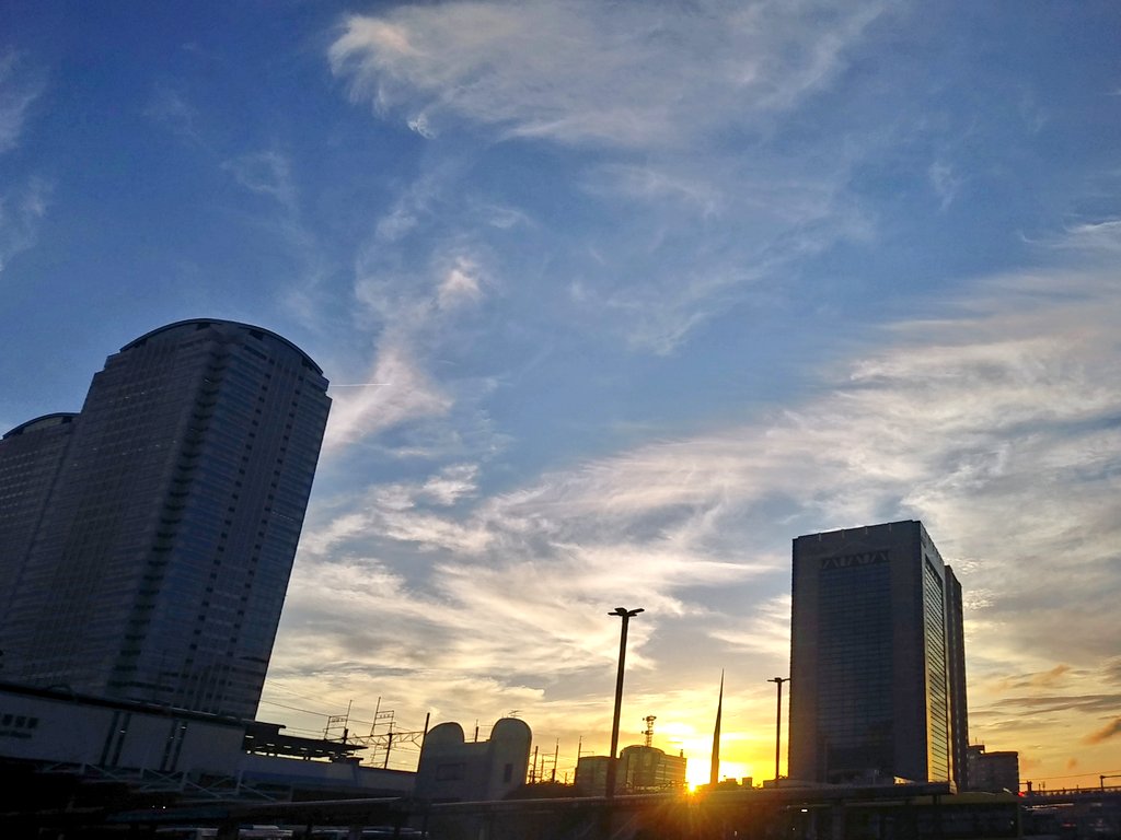 new130go's tweet image. 空が広い
夏しか撮れない風景
熱い夏だった