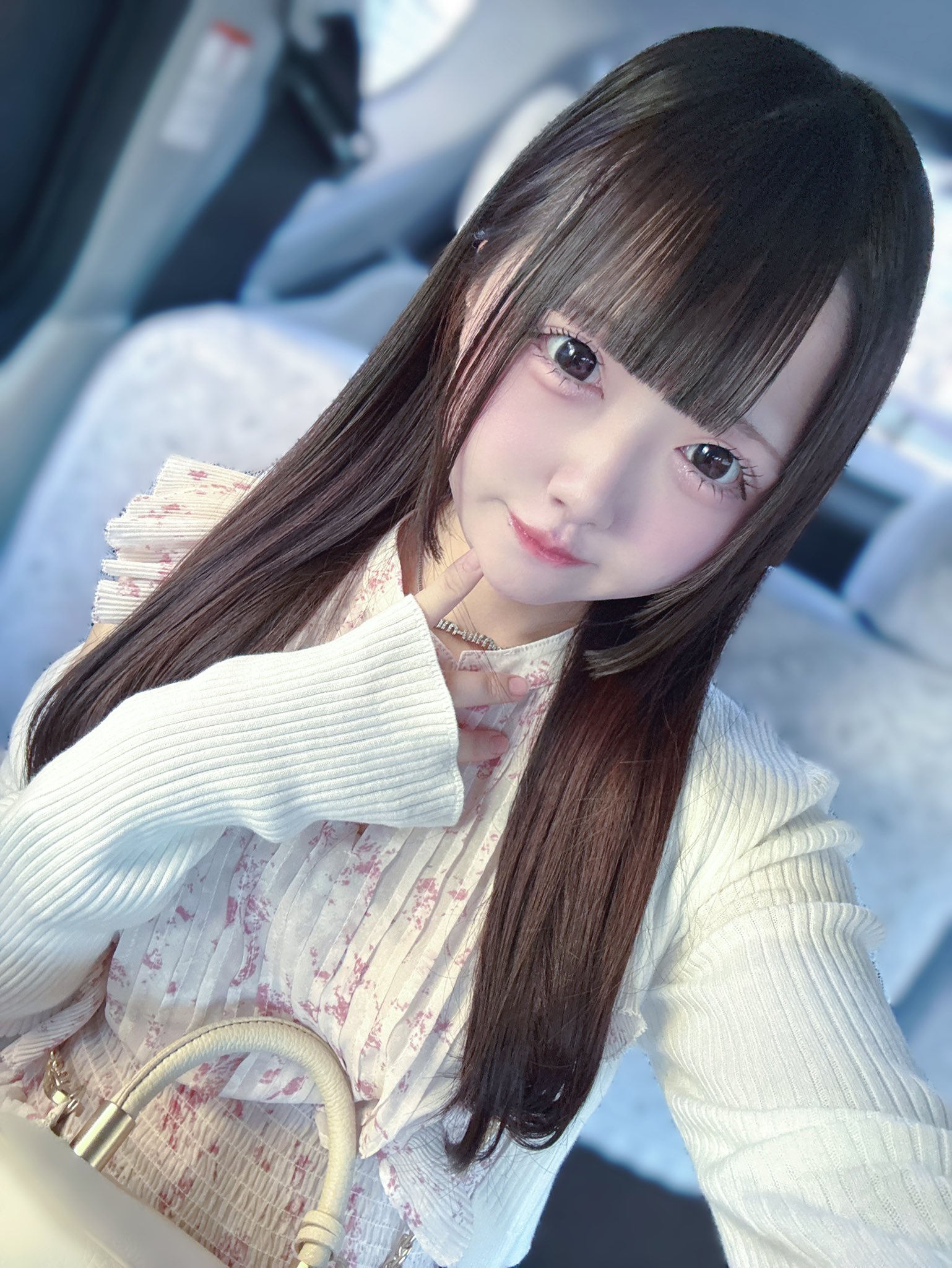 ୨୧みゆみゆ様 オーダーページ New hair ♡ 初グラデーションかも♩ カラーはプラチナベージュ