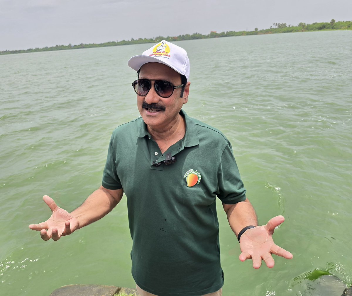 draramadoss's tweet image. "உரிமை மீட்க… தலைமுறை காக்க’" பயணத்தில், காஞ்சிபுரம் மாநகராட்சி கழிவு நீரால் பாதிக்கப்பட்ட நத்தப்பேட்டை ஏரி மற்றும் வையாவூர் ஏரியை பார்வையிட்டு, நீர் நிலைகளை பாதுகாப்பது குறித்து பொதுமக்களிடையே விழிப்புணர்வு ஏற்படுத்திய போது.! #காஞ்சிபுரம் #உரிமைமீட்க | #தலைமுறைகாக்க