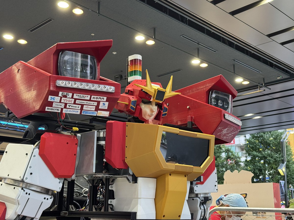 beet_lex's tweet image. ファイバリオンの操縦体験には間に合わなかったけど、静展示でもめっちゃかっこいい…！ #VketReal