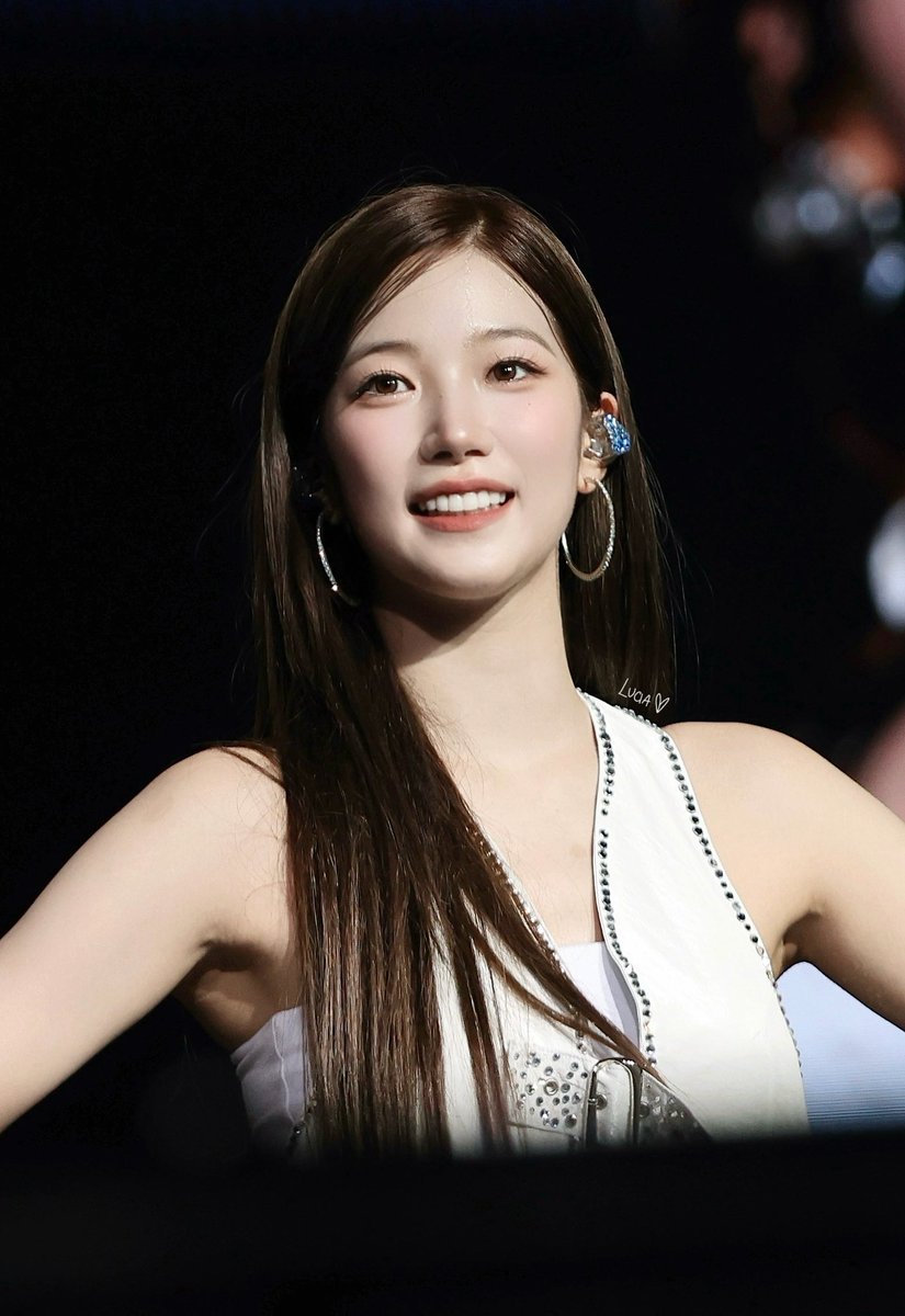 250726 EASY CRAZY HOT in HONGKONG

😆

#르세라핌 #LE_SSERAFIM
#ルセラフィム #카즈하 #KAZUHA #カズハ