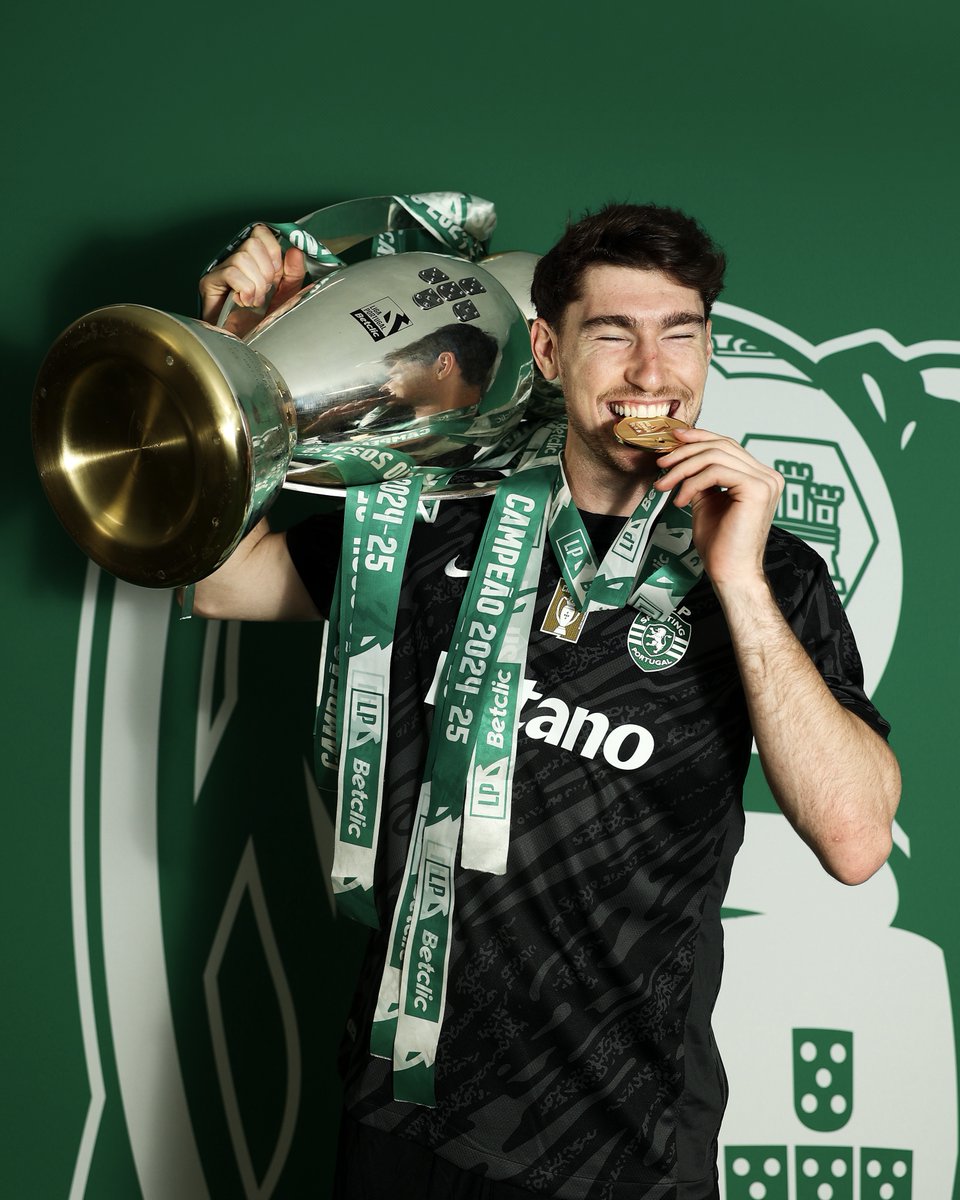 SportingCP's tweet image. Um exemplo de Esforço, Dedicação, Devoção e Glória: Franco Israel 🏆