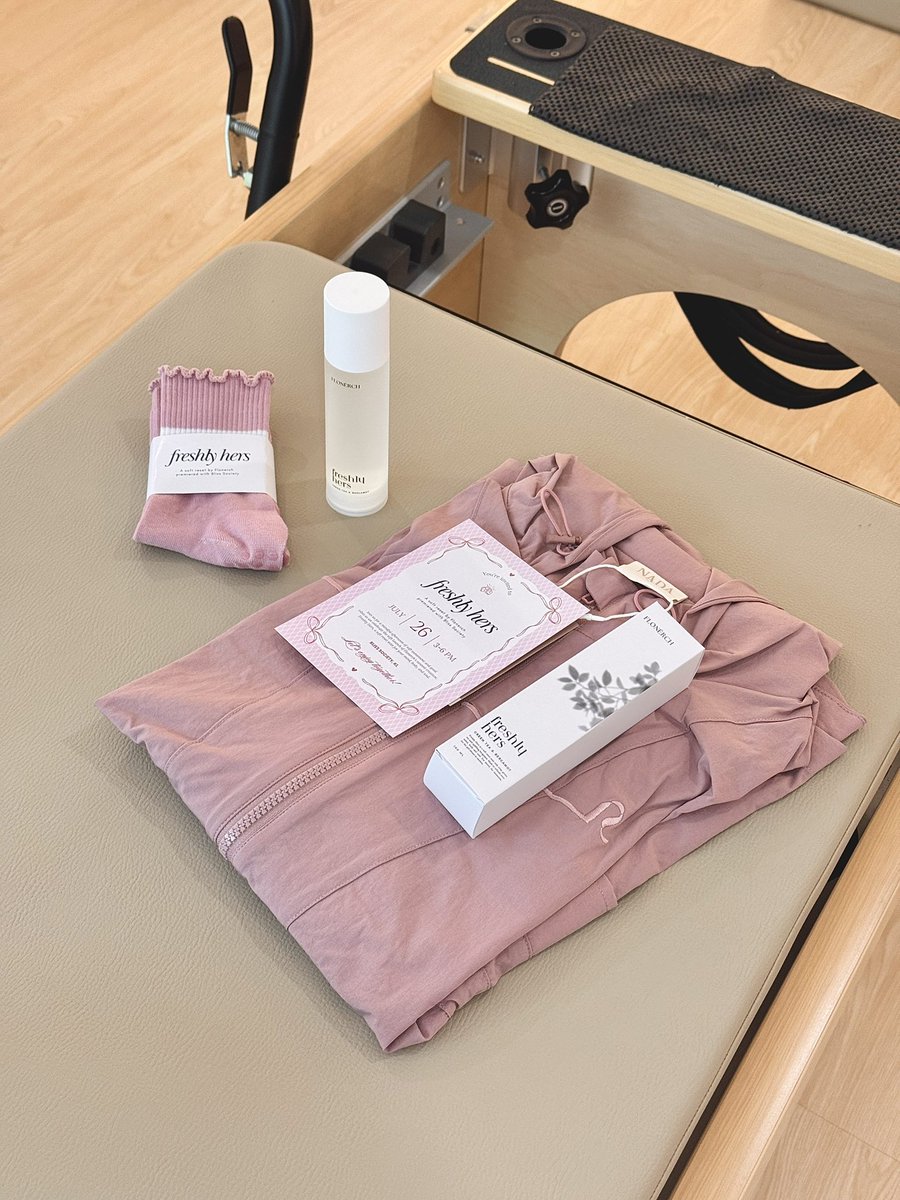 flonerch's tweet image. Before we share the behind-the-scenes moments and first impressions from our girls during the #FreshlyHers event…
Let us introduce the ✨ main star ✨ of the day!
Freshly Hers, a soft reset mist for your mind, body, and soul. Infused with crisp green tea and uplifting…
