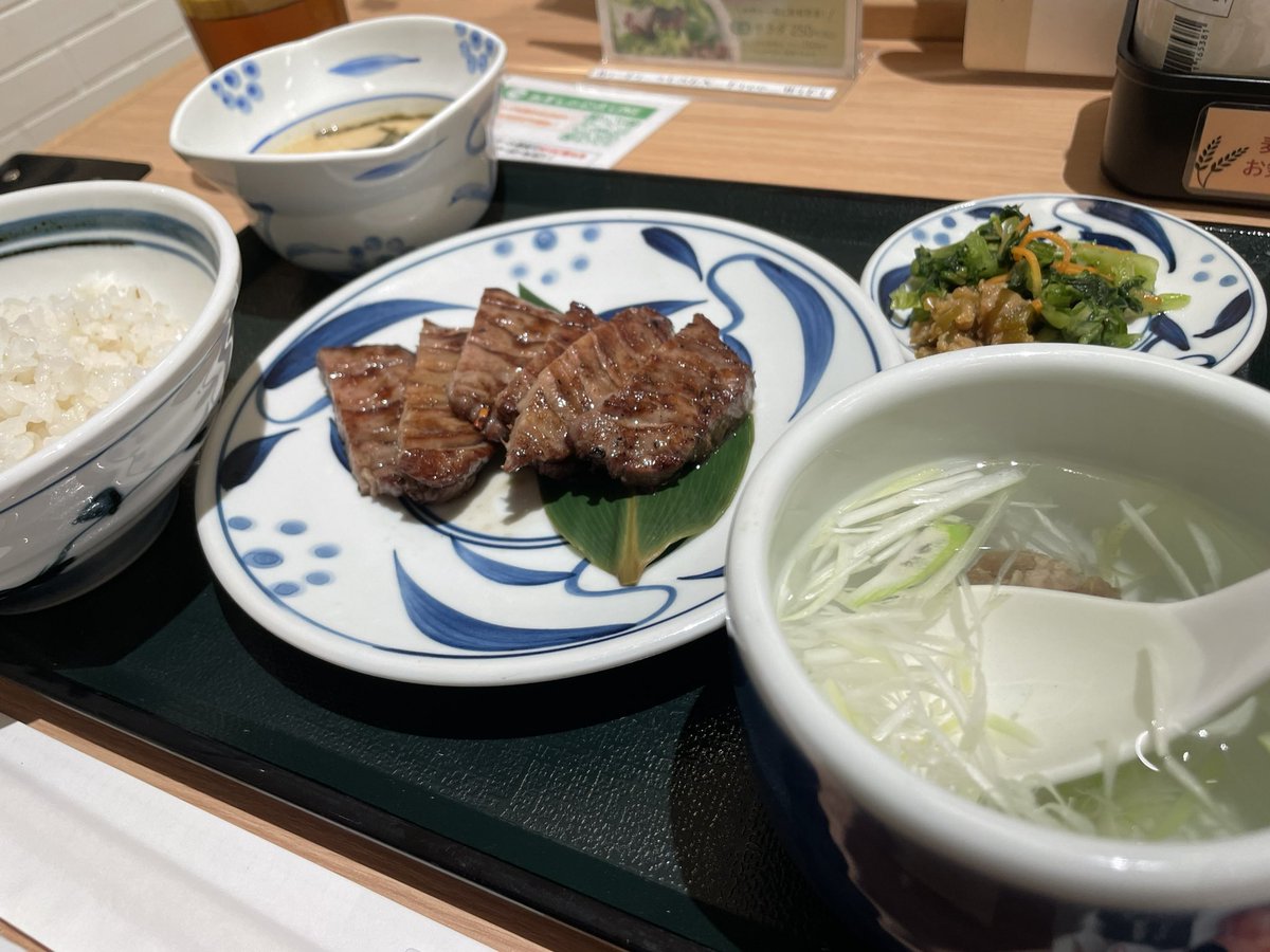 donsoku_rabbit's tweet image. めっちゃ久々にねぎしに来ました。10年くらい前フレンドにおすすめされたとこ。