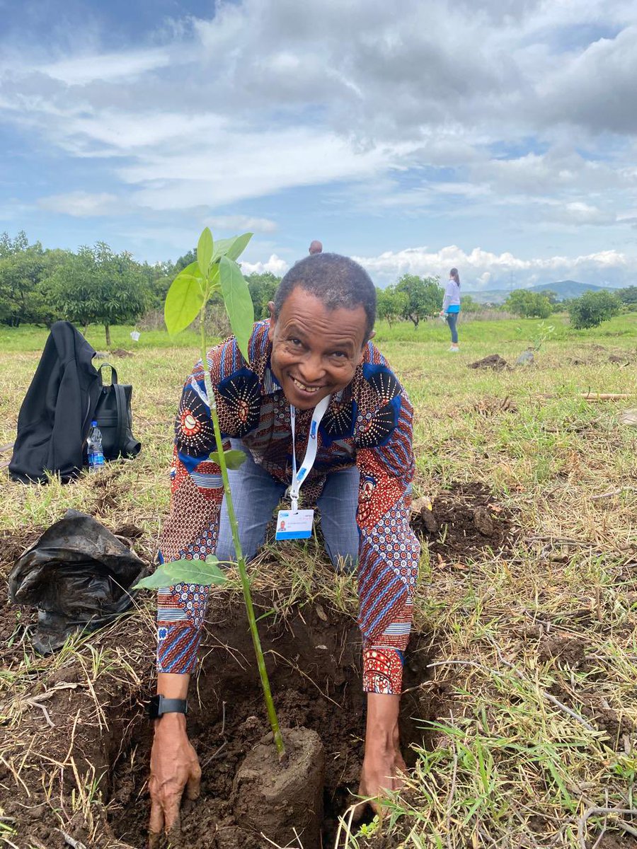 Greetings from Ethiopia! Kicking off this crucial week at #UNFSS2025  surrounded by people who are working with and for stronger food systems. 
Honored to have planted this avocado tree to mark this important moment.