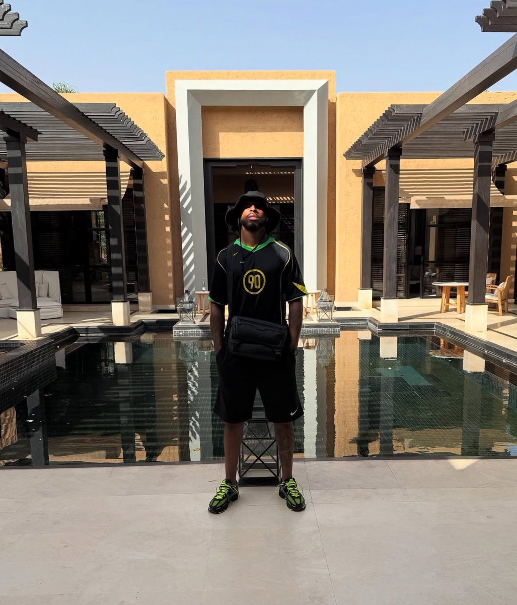 PSG_Aminn's tweet image. Kimpembe ☀️👒