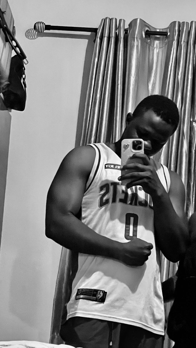 Black and white picture is bae 😍💪