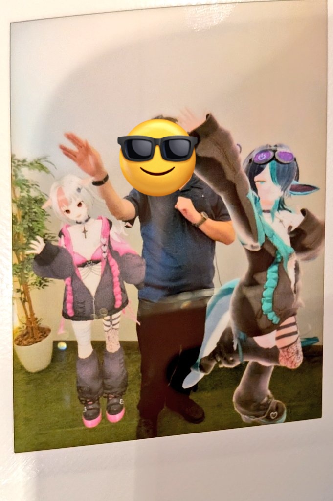 Waitomo071214's tweet photo. 実は居ました。
秘密基地385さんライブ終了、楽しかった!1on1ならず2on1も出来て両手に花、御満悦でしたわ〜
そして今日から俺が、俺達が"GOTHC∀"だ!
次回からの三人の活躍にご期待下さい。
#マリみ #秘密基地385 #GOTHCA #極楽やご #蒼香まみや
#水縹アオは? (ʘᗩʘ’) https://t.co/uPOs4JOqXH