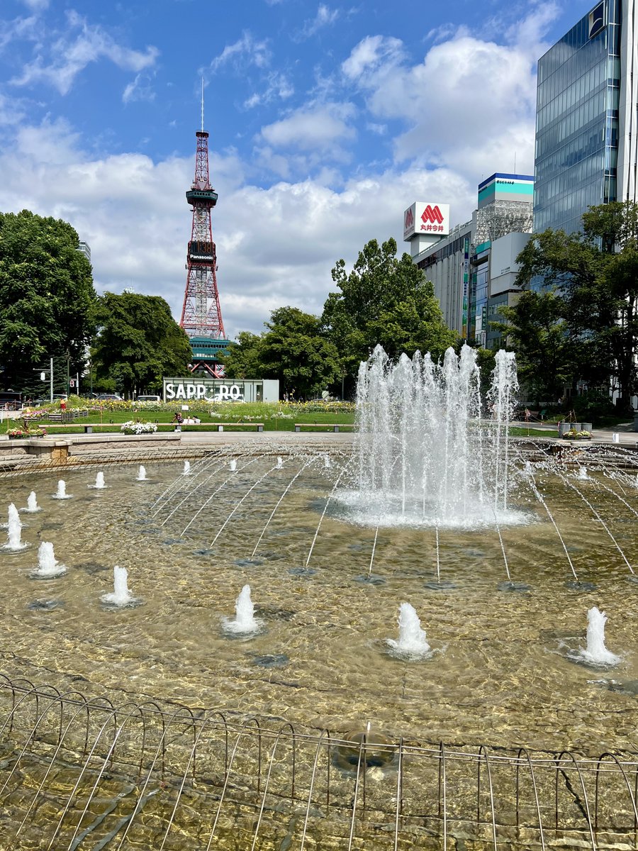 dangomushi_hkd's tweet image. 今日の札幌はこんな感じです。
28℃。涼しいと感じてしまう。