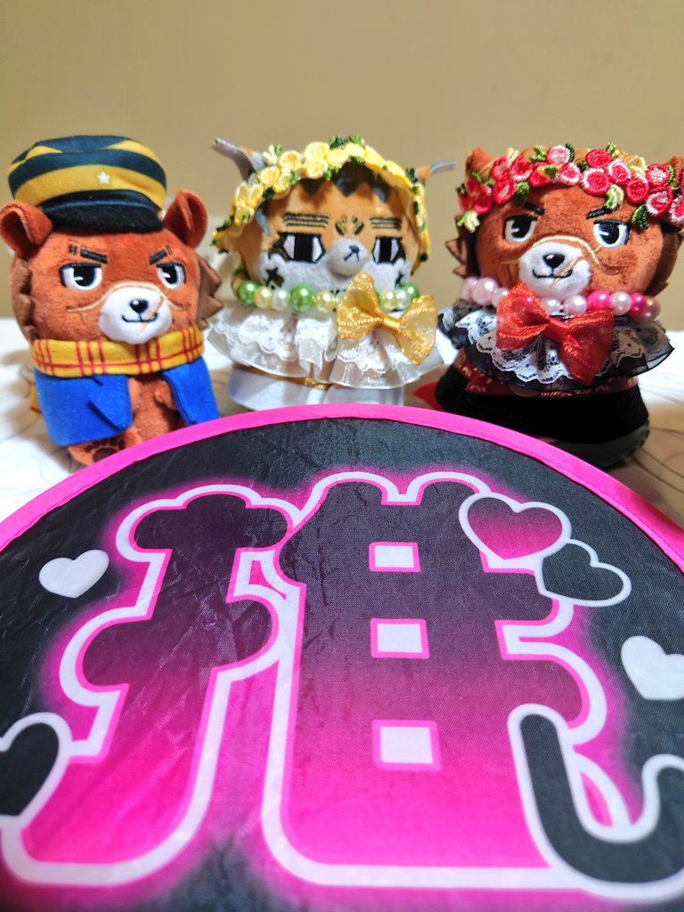suggisuki's tweet image. ただいまーただいまー!
今日は朝8時過ぎから働いてたから、もう帰宅(寮に)した!
これから夕飯作ってちょっとのんびりするぜ✨