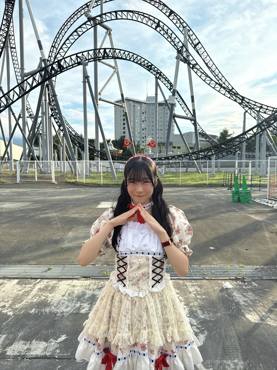 chihama_moana's tweet image. 今日は「きみにZOKKONフェス~SUMMER FESTIVAL~」
ありがとうございました❤️🔫💦
#LumiUnion にぞっこんになったかな??
たくさん夏を感じれて最高に楽しかったよお〜!!
今日はみんなでお揃いのカチューシャでした💕🙌🏻
感想も待ってるね♡
#きみにZOKKONフェス #富士急ハイランド