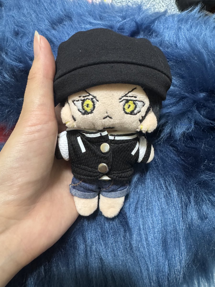 LEON_OHKA3's tweet image. 見てー！！10cmのローぬい作りました🫶
刺繍とか何となくコツを掴んだので、次は20cmの作りたい🔥