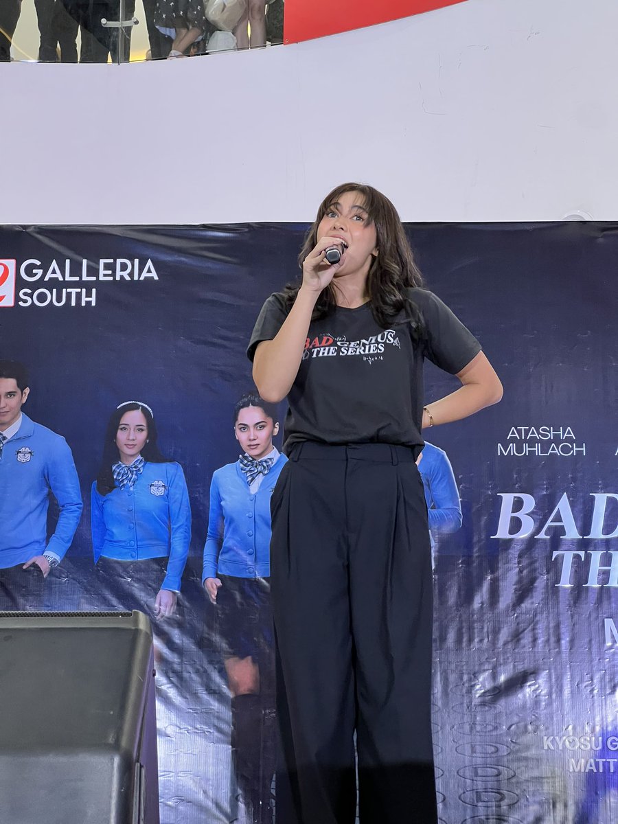 VivaOnePH's tweet image. BRAINS, BEAUTY, AND VOCALS 💃
She’s not just slaying exams, she’s slaying the stage too! She is Atasha Muhlach!
Bad Genius: The Series episodes 1 & 2 now streaming only on #VivaOne! vivaone.page.link/BadGeniusTheSe…
Viva One, Bida Ka Dito!
#BadGeniusTheSeries #BadGeniusatGalleriaSouth