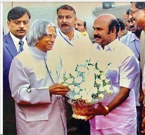 DJayakumar (@djayakumaroffcl) on Twitter photo ஏவுகணை நாயகன் நினைவு நாள் இன்று.... ஏவுகணை நாயகன் நினைவு நாள் இன்று....