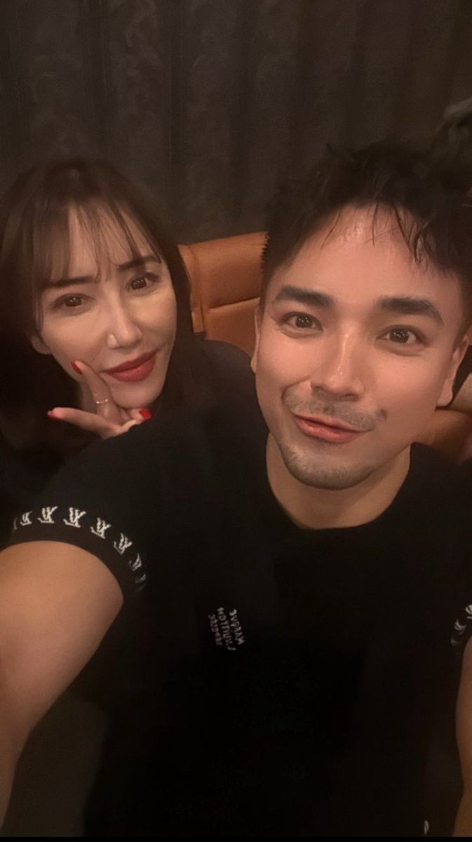 令和7年7月27日

昨日も、ご来店誠にありがとう御座います！
那覇クラス日曜日も元気に営業します！

本日のスタッフ

チーママ かずき
まっちゃん
ゆけ

ご来店お待ちしてます(o^^o)