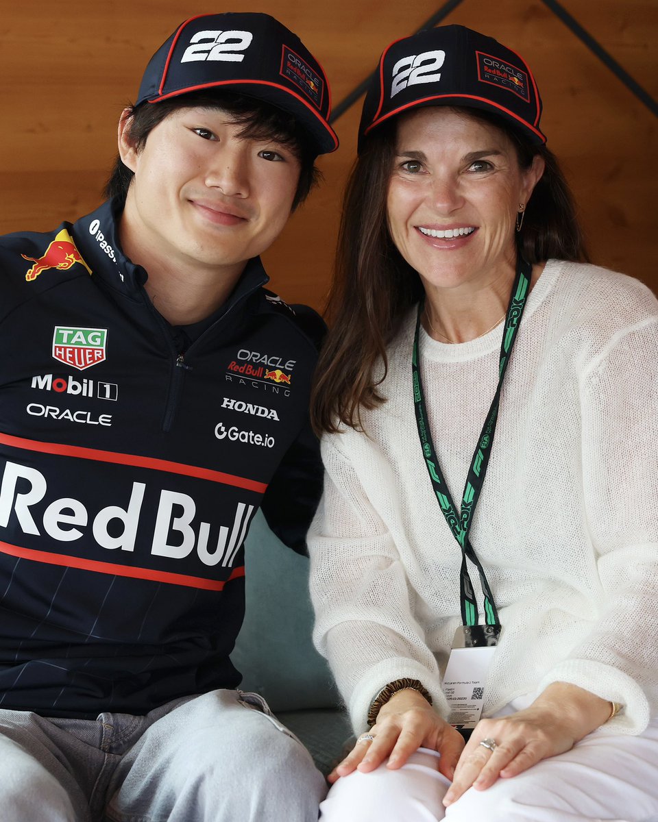 Oracle Red Bull Racing (@redbullracing) on Twitter photo Guys it happened ๐ฅน
Thanks so much for stopping by <a href="/NicolePiastri/">Nicole Piastri</a> ๐ฅฐ
#F1 || #BelgianGP ๐ง๐ช Guys it happened ๐ฅน
Thanks so much for stopping by <a href="/NicolePiastri/">Nicole Piastri</a> ๐ฅฐ
#F1 || #BelgianGP ๐ง๐ช