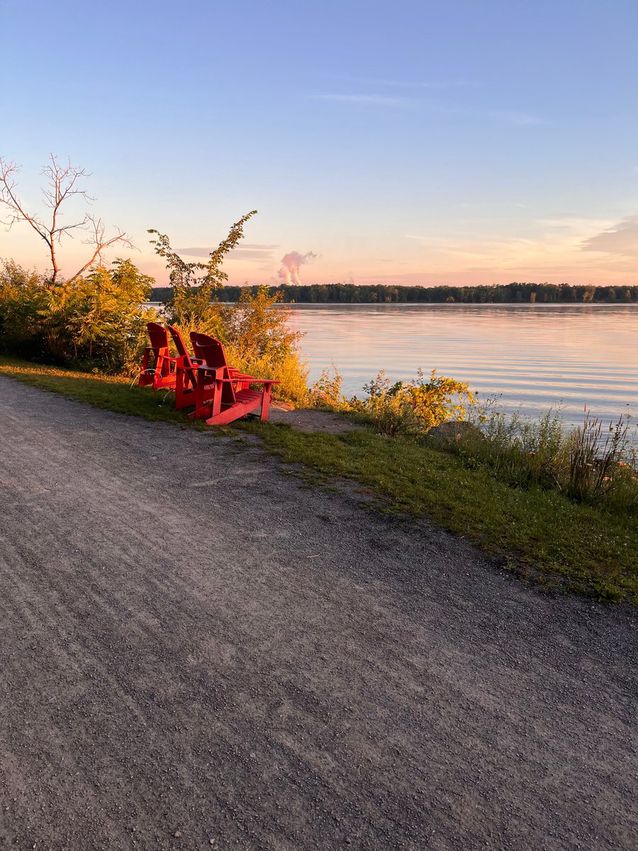 🚲Profitez des sentiers pittoresques de @ccn_ncc pour faire une belle balade à vélo et venez nous rendre visite cet été. Quelle belle façon de découvrir la ville autrement. #AuMuséeÀVélo #MonOttawa
ow.ly/t63F50Wu5Mj