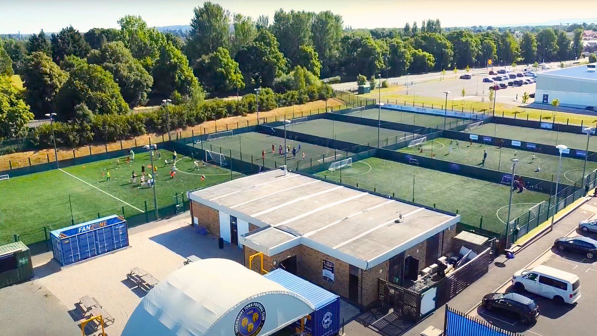 BetGameCouncil's tweet image. Great to see the @SkyBet and @EFL Building Foundations Fund in action — from saving Shrewsbury’s Meadowside hub to supporting mental health in Bradford and boosting grassroots sport in Coventry. 🤝⚽

footballleagueworld.co.uk/shrewsbury-tow…