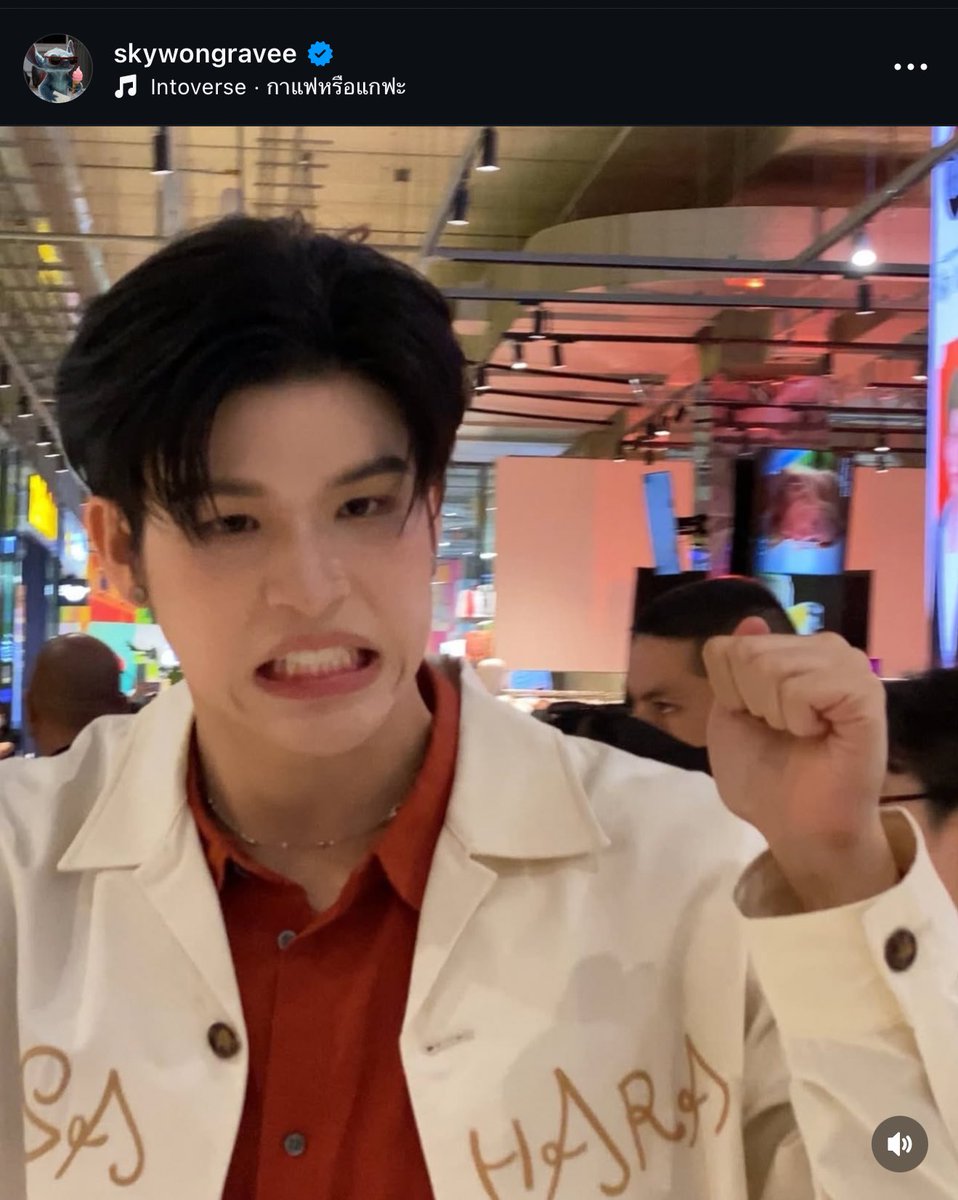 JibiaJubum's tweet image. แล้วฮีเลือกเพลงกาแฟหรือแกฟะ ดื้ออะ