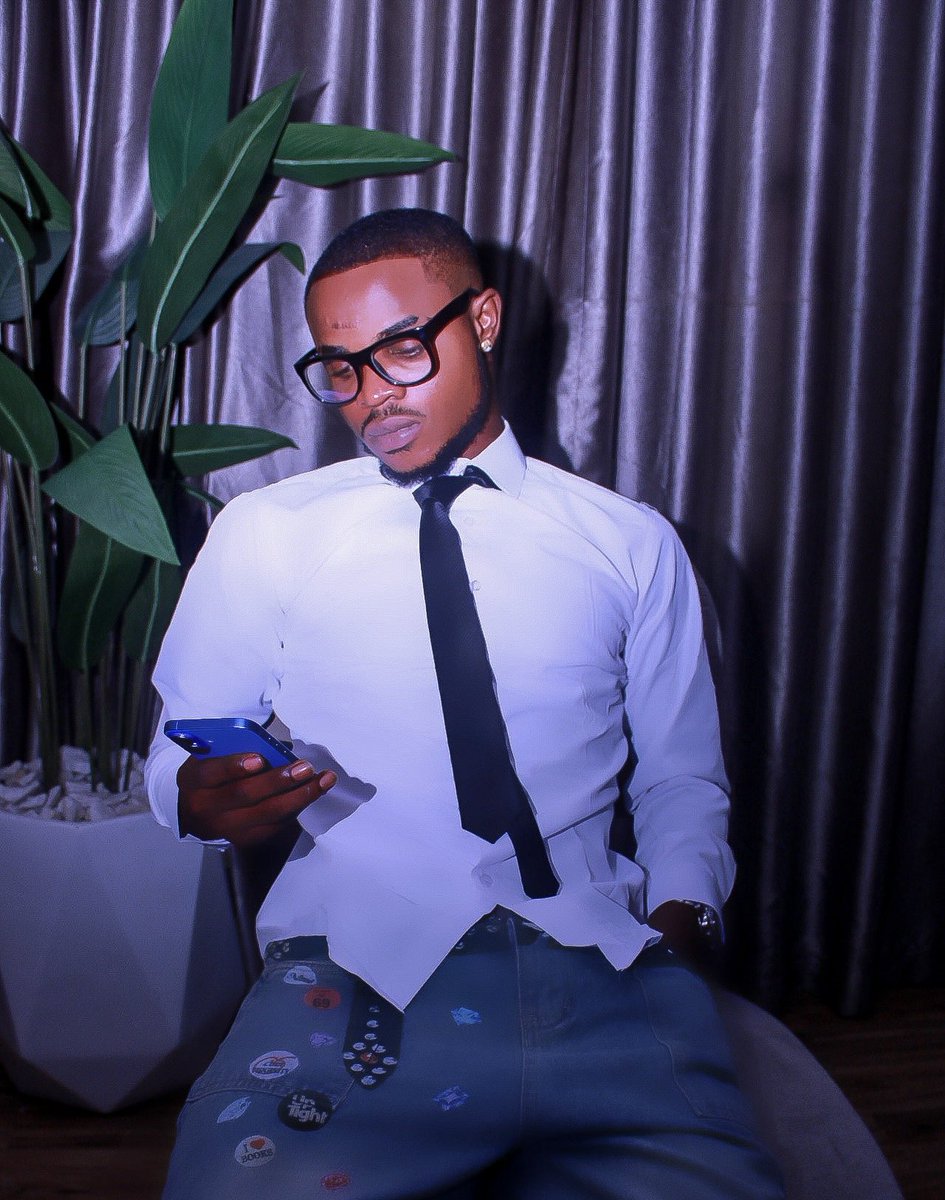 Rukkyfunny_'s tweet image. Happy birthday to me! π
Grateful to God for His grace, strength & favor.
Relentless, focused & on fire for the journey ahead.
Cheers to more wins β RukkyFunny for life! π₯π